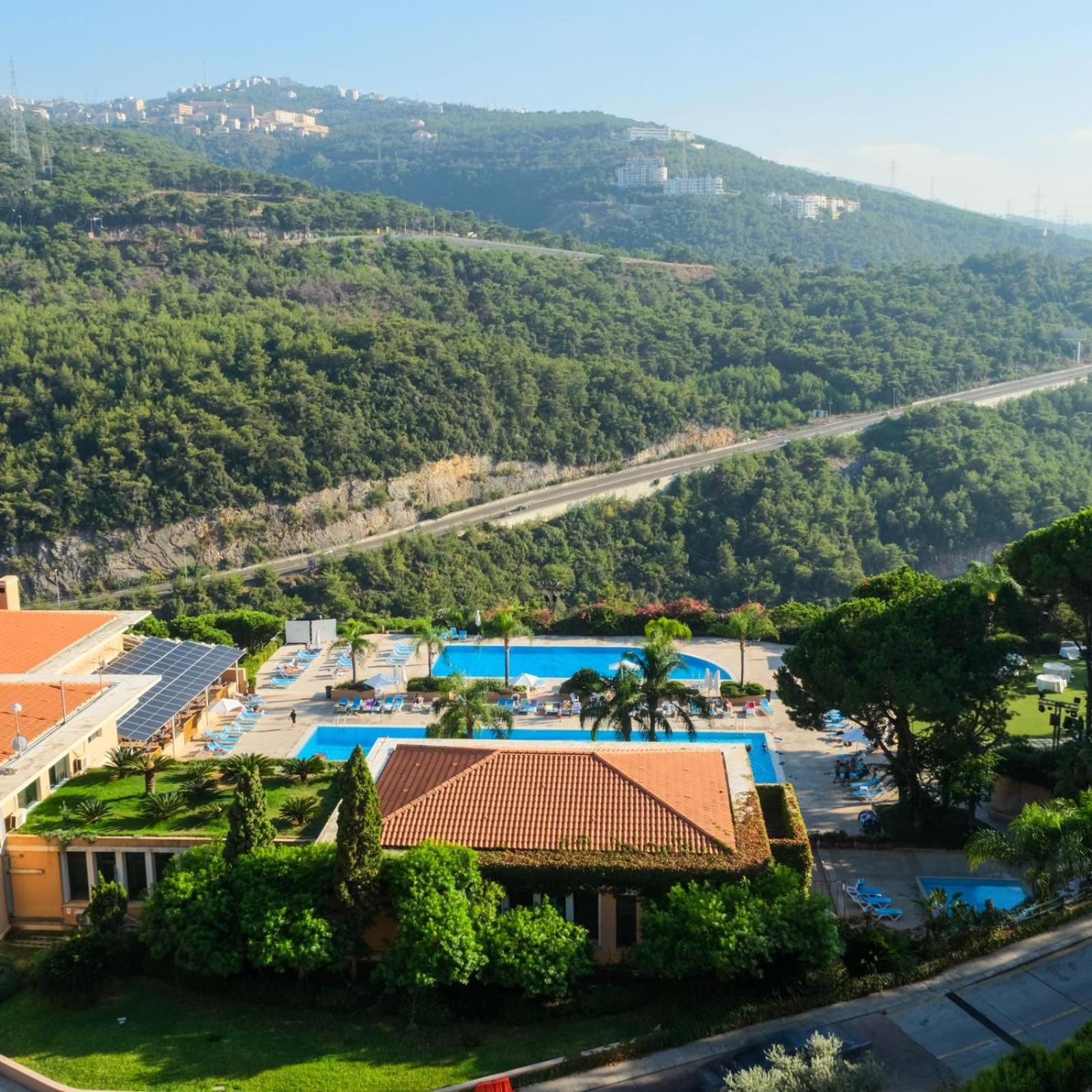 Country & Beirut